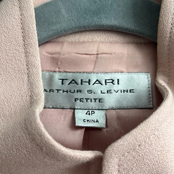 Tahari ASL Blush Pink Petite Blazer Size 4P Like New — Quiet Luxury Minimalist - Picture 2 of 7